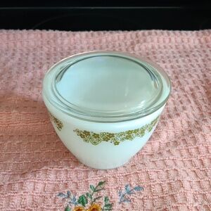 Pyrex Corning green crazy daisy sugar bowl with lid